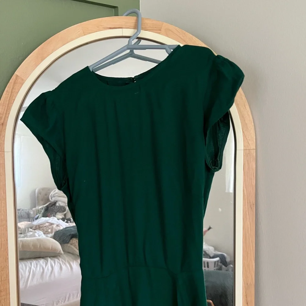 Green Reformation Gavin Midi Dress - Picture 3 of 5